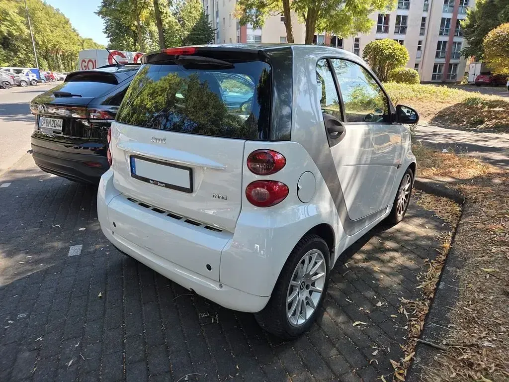 Gebraucht Smart ForTwo Coupé Passion 71 PS (52 kW) 2011 Weiß Coupé