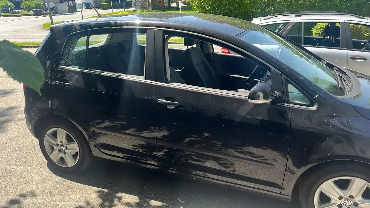 Gebraucht VW Golf V 75 PS (55 kW) 2005 Schwarz Kleinwagen
