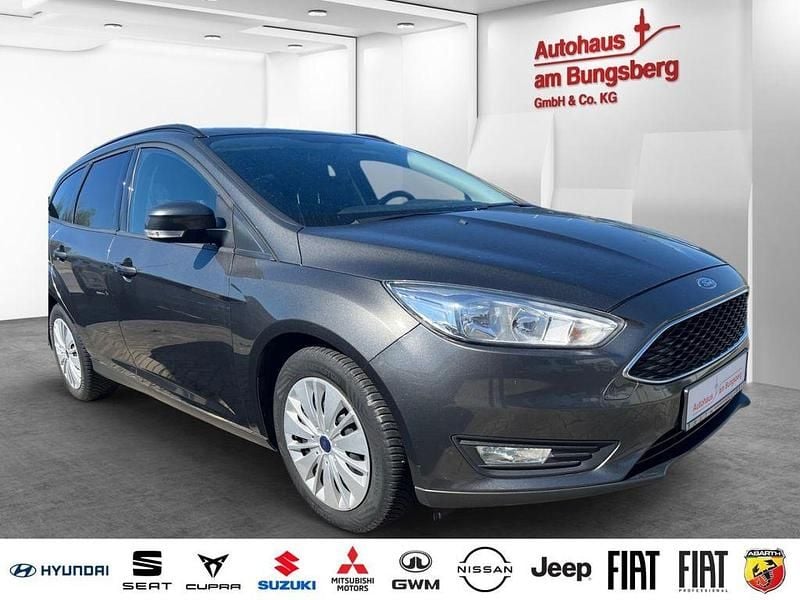 Gebraucht Ford Focus Trend 125 PS (91 kW) 2018 Grau Limousine