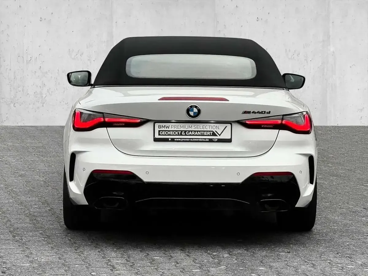 Gebraucht BMW 440 M Sport 340 PS (250 kW) 2023 Mineralweiss Cabrio