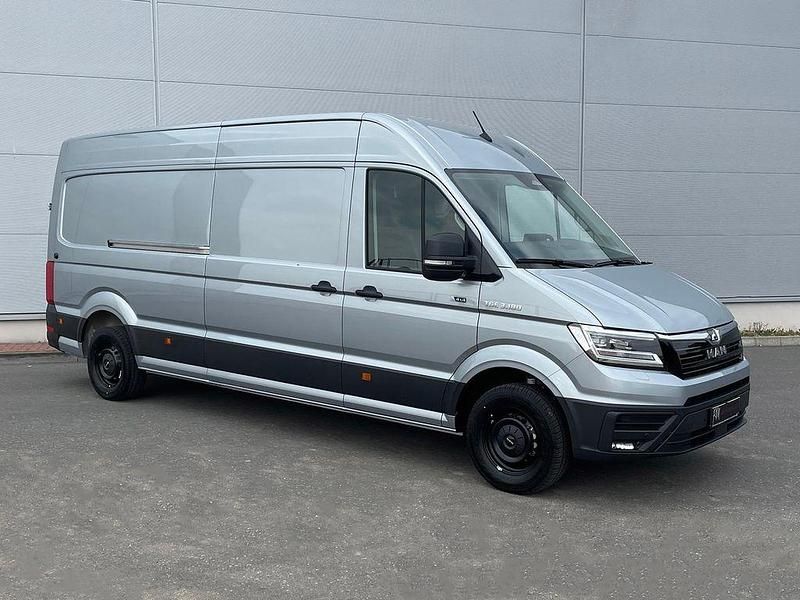 Neu MAN TGE 177 PS (130 kW) 2026 Silber Van