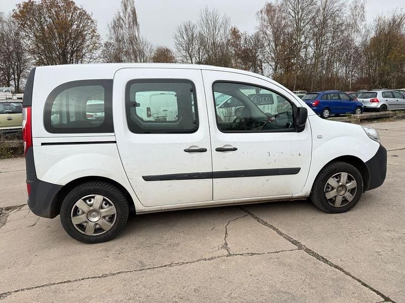 Gebraucht Renault Kangoo Expression 90 PS (66 kW) 2014 Weiß Van / Kleinbus