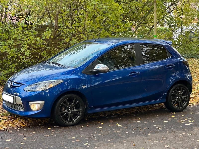 Gebraucht Mazda 2 86 PS (63 kW) 2010 Blau Kleinwagen