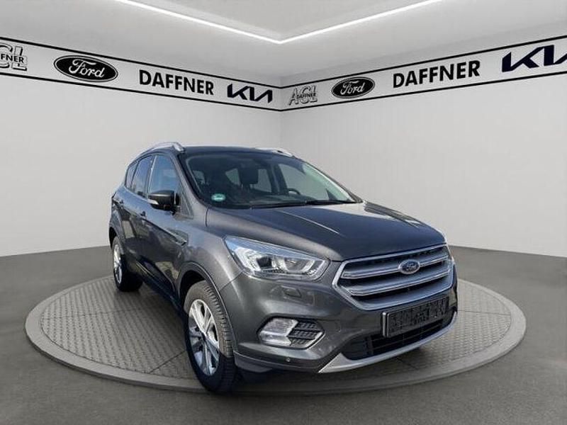 Gebraucht Ford Kuga Titanium 150 PS (110 kW) 2018 Magneticgrau (metallic) SUV