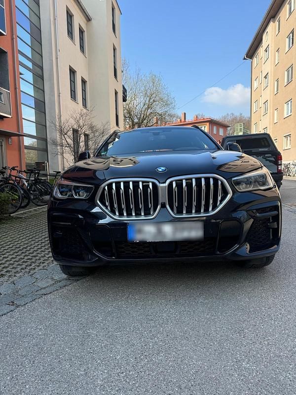 Gebraucht BMW X6 M Sport 340 PS (250 kW) 2022 Schwarz SUV