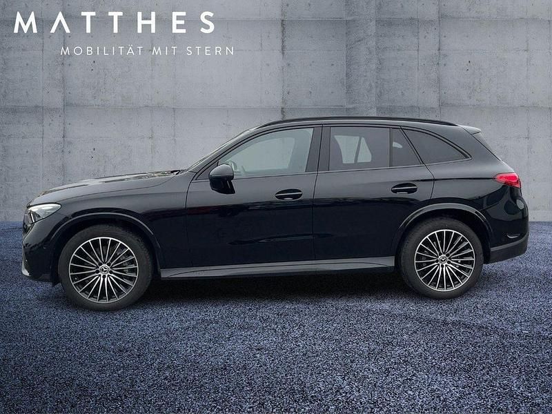 Gebraucht Mercedes GLC220 AMG 197 PS (144 kW) 2025 Schwarz SUV