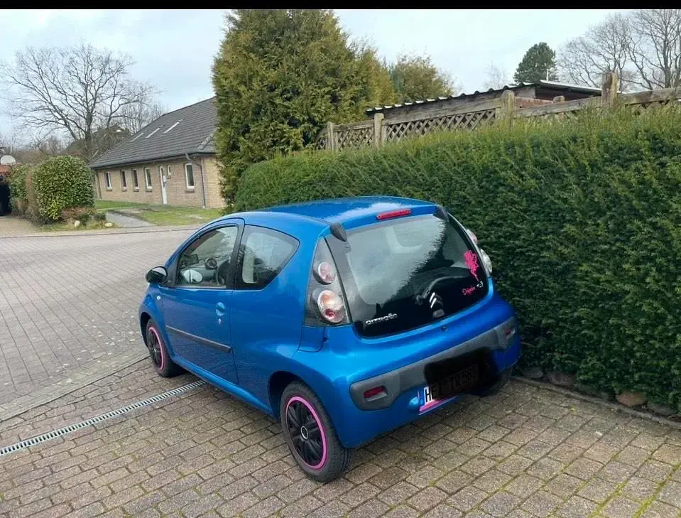 Gebraucht Citroën C1 Tendance 68 PS (50 kW) 2012 Blau Kleinwagen