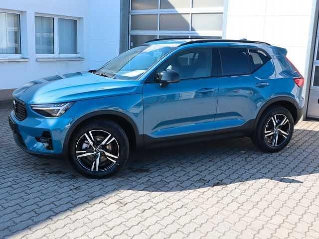 Gebraucht Volvo XC40 120 PS (88 kW) 2025 SUV