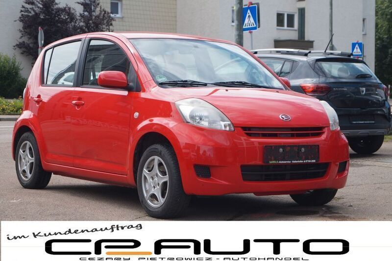 Rot Gebraucht 2009 Daihatsu Sirion Kleinwagen | 999 € (Superpreis) - Bild 1/4