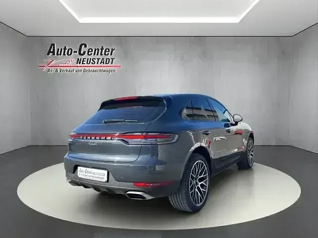 Gebraucht Porsche Macan 245 PS (180 kW) 2019 Grau SUV