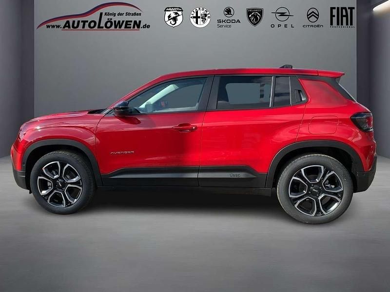Neu Jeep Avenger EV Altitude 114 kW (156 PS) 2025 Ruby red SUV