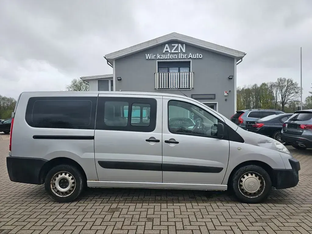 Gebraucht Peugeot TePee 120 PS (88 kW) 2009 Grau Van / Kleinbus