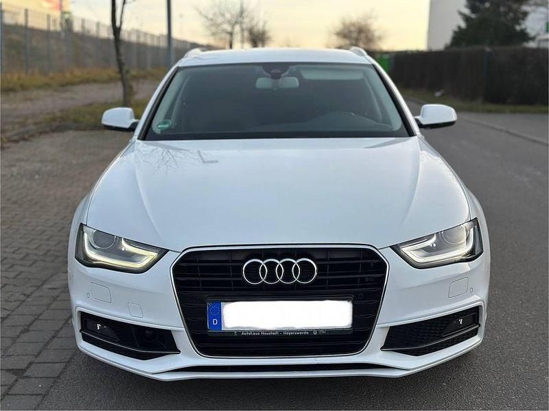 Gebraucht Audi A4 S-Line 150 PS (110 kW) 2014 Weiß Kombi