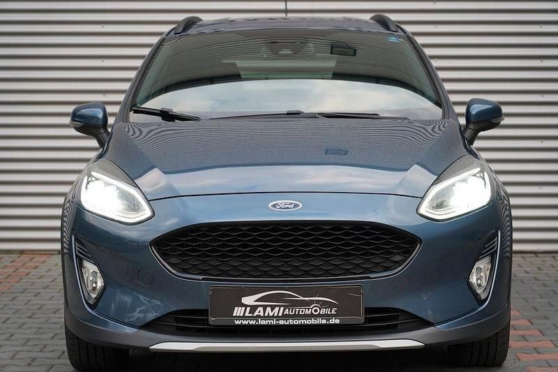 Gebraucht Ford Fiesta Active 125 PS (91 kW) 2018 Blau Kleinwagen