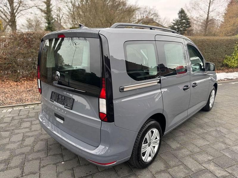 Gebraucht VW Caddy 114 PS (83 kW) 2022 Pure grey Van / Kleinbus