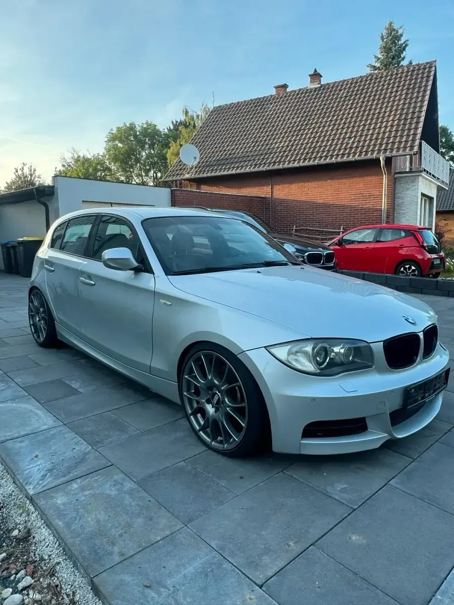 Gebraucht BMW 123 M Sport 204 PS (150 kW) 2011 Silber Kleinwagen