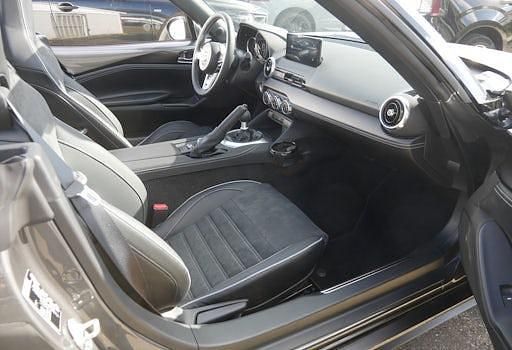 Neu Mazda MX5 Homura-Line 132 PS (97 kW) 2025 Machine gray Cabrio