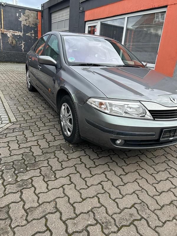 Gebraucht Renault Laguna III 135 PS (99 kW) 2008 Grau Limousine