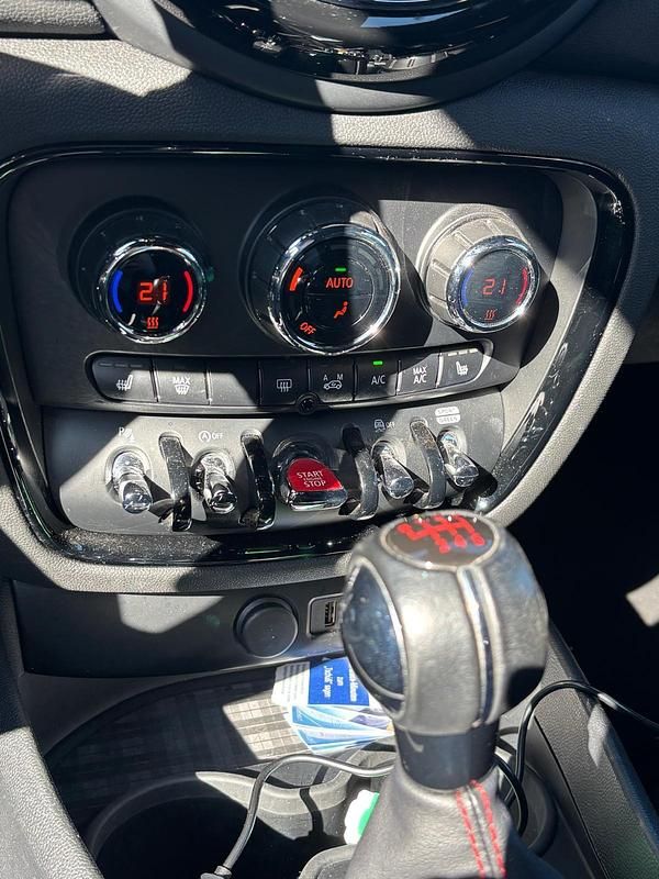 Gebraucht Mini John Cooper Works 192 PS (141 kW) 2019 Grün Kleinwagen