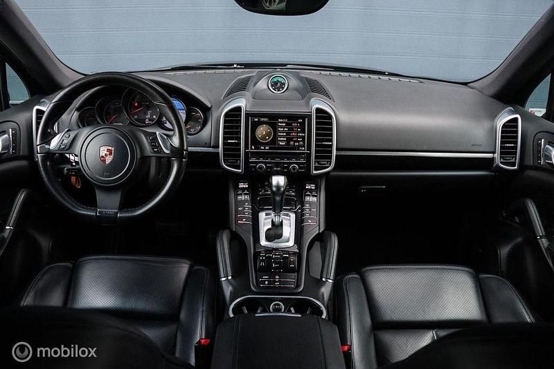 Gebraucht Porsche Cayenne Sport 299 PS (219 kW) 2012 Schwarz SUV