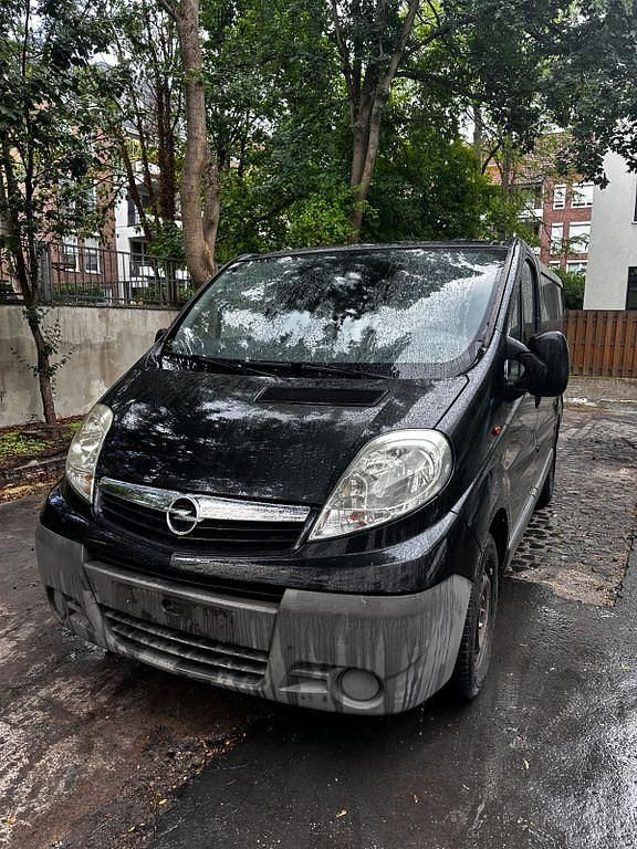 Schwarz Gebraucht 2006 Opel Vivaro Van | 3.799 € (Superpreis) - Bild 1/4