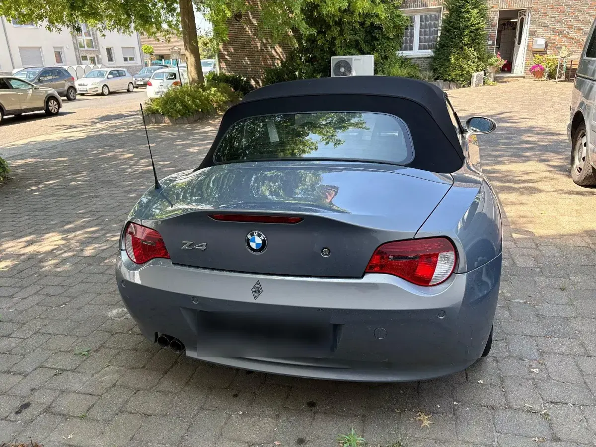 Gebraucht BMW Z4 177 PS (130 kW) 2007 Silber Cabrio
