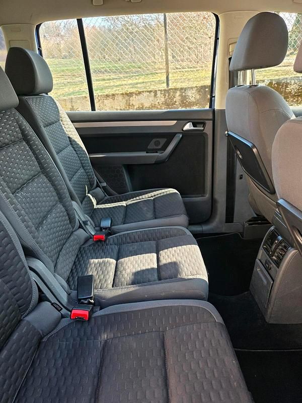 Gebraucht VW Touran 140 PS (102 kW) 2007 Blau Van / Kleinbus