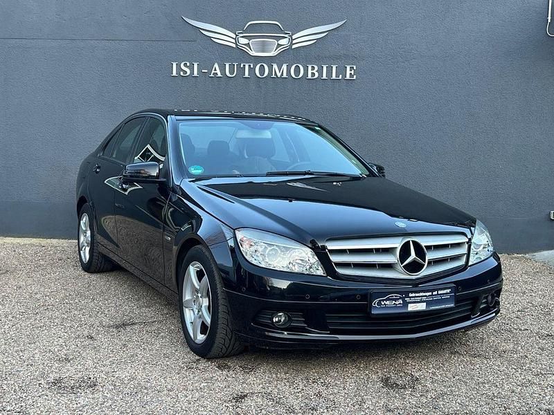 Gebraucht Mercedes C180 156 PS (114 kW) 2010 Schwarz Limousine