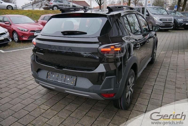 Neu Dacia Sandero Expression 110 PS (80 kW) 2026 Perlmuttschwarz metallic Limousine