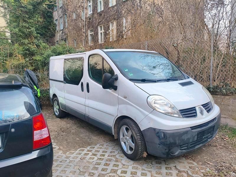 Gebraucht Renault Trafic 115 PS (84 kW) 2006 Weiß Van / Kleinbus