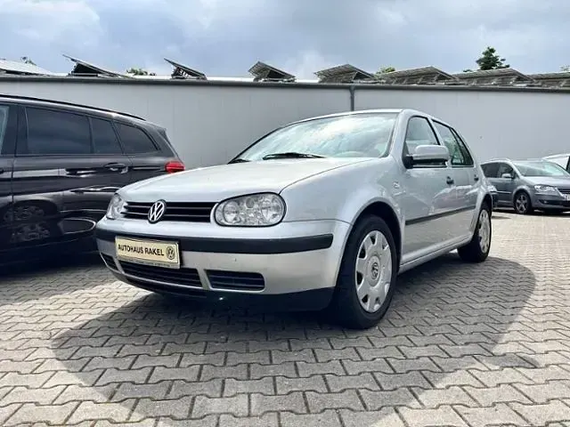 Gebraucht VW Golf IV Edition 105 PS (77 kW) 2001 Silber Limousine