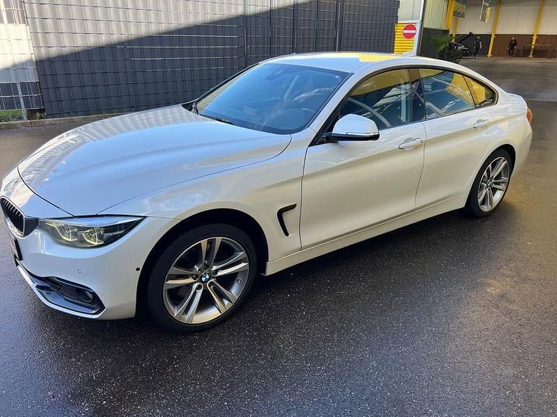 Weiß Gebraucht 2018 BMW 430 Gran Coupé Performance Coupé | 19.350 € (Superpreis) - Bild 1/4