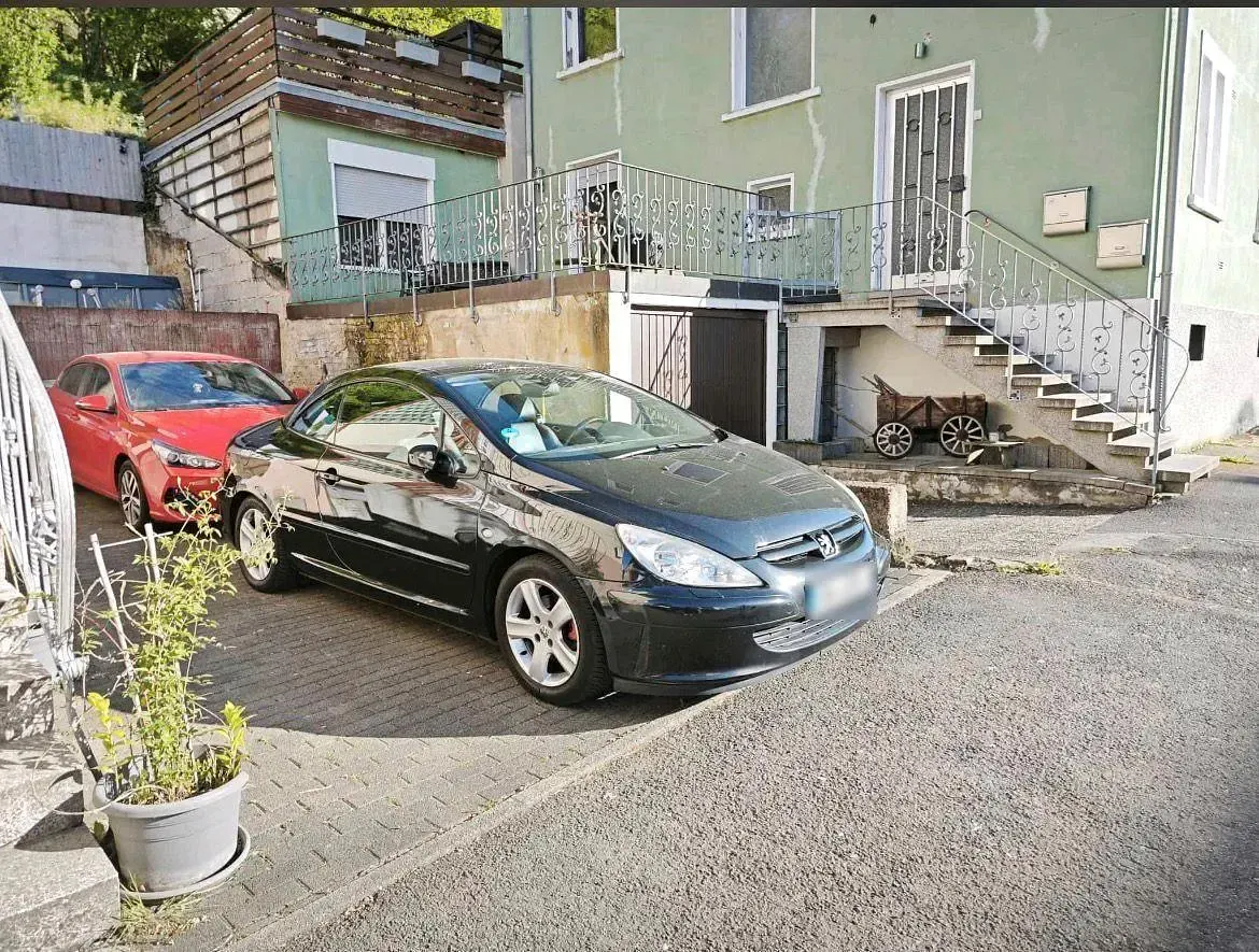 Gebraucht Peugeot 307 CC 136 PS (100 kW) 2004 Schwarz Cabrio