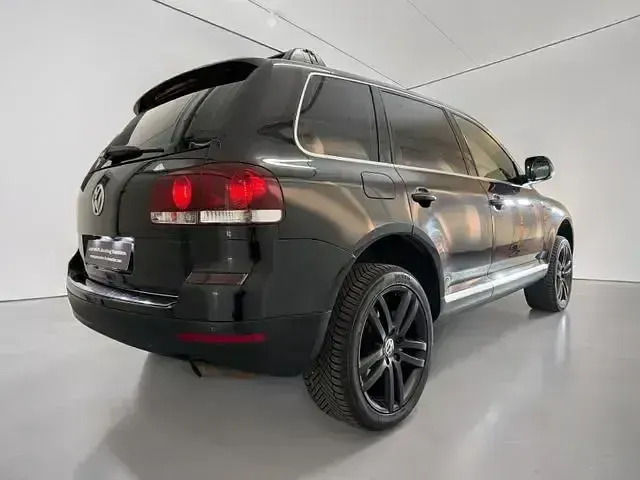 Gebraucht VW Touareg 224 PS (164 kW) 2007 Schwarz SUV