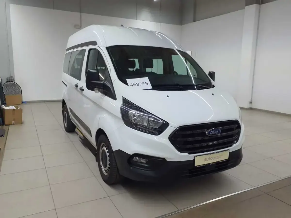 Gebraucht Ford Transit Custom Basis 131 PS (96 kW) 2022 Van / Kleinbus
