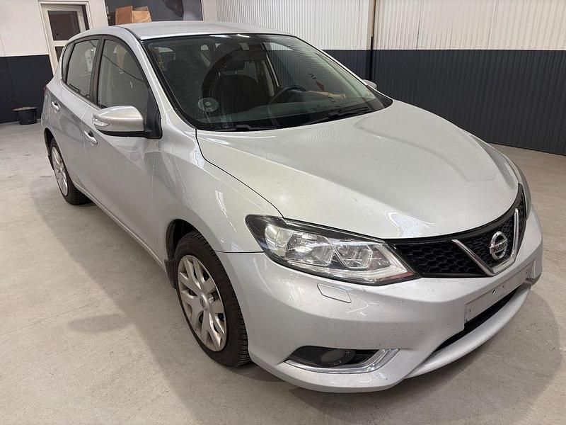 Silber Gebraucht 2017 Nissan Pulsar Acenta Limousine | 5.199 € (Superpreis) - Bild 1/4