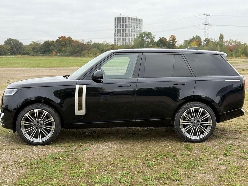 Schwarz Gebraucht 2024 Land Rover Range Rover SUV | 219.000 € (Etwas zu teuer) - Bild 1/4