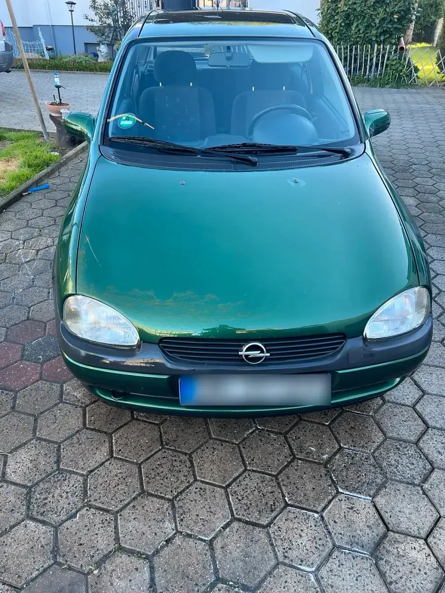 Gebraucht Opel Corsa 45 PS (33 kW) 1997 Grün Kleinwagen