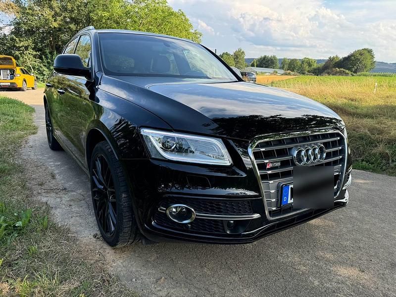 Schwarz Gebraucht 2017 Audi SQ5 SUV | 22.999 € (Fairer Preis) - Bild 1/4