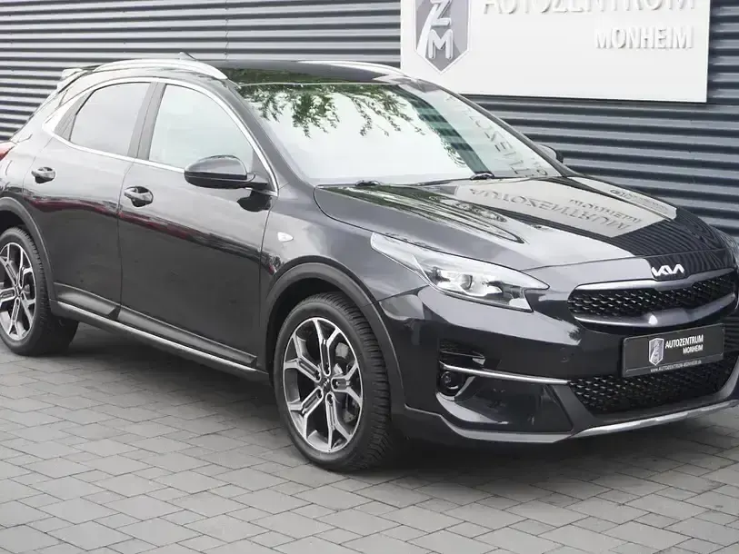 Gebraucht Kia XCeed Vision 160 PS (117 kW) 2021 Zilinaschwarz metallic SUV