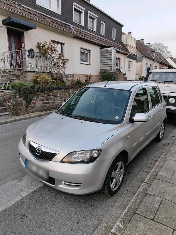 Gebraucht Mazda 2 Active 80 PS (58 kW) 2004 Grau Kleinwagen