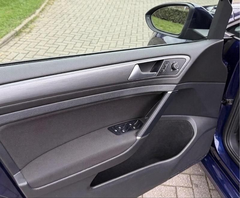 Brugt VW e-Golf 100 kW (136 HK) 2019 Blå Hatchback
