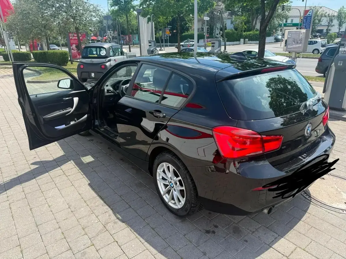 Gebraucht BMW 118 136 PS (100 kW) 2018 Schwarz Kleinwagen