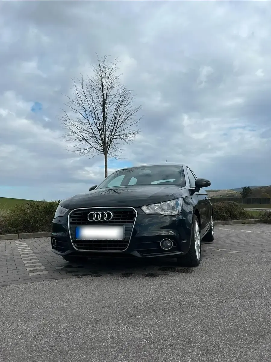 Gebraucht Audi A1 Sportback 122 PS (89 kW) 2014 Schwarz Kleinwagen
