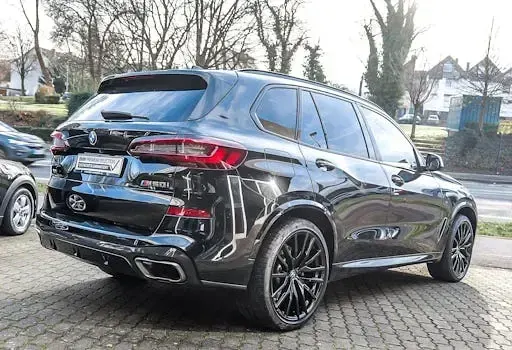 Used BMW X5 Performance 530 HP (389 kW) 2022 Black SUV