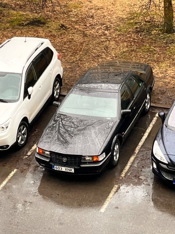 Schwarz Gebraucht 1997 Cadillac STS Limousine | 7.000 € - Bild 1/4
