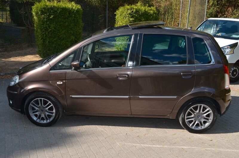 Gebraucht Lancia Musa 90 PS (66 kW) 2007 Braun metallic Van / Kleinbus