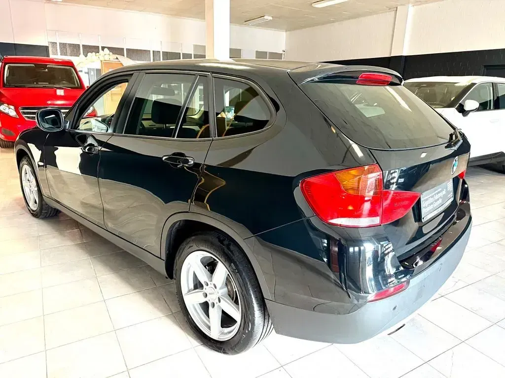 Używany BMW X1 143 KM (105 kW) 2011 Czarny SUV