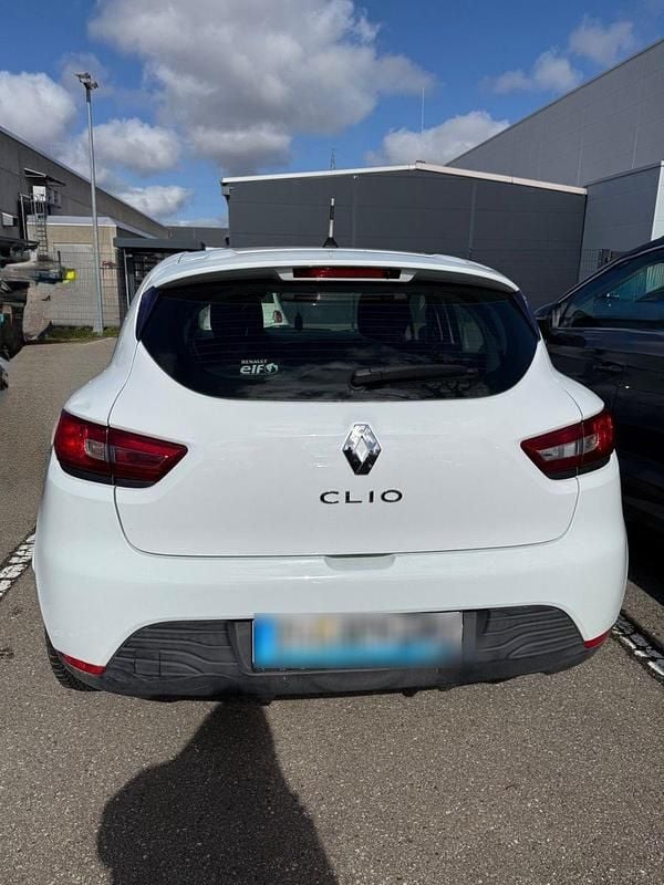 Gebraucht Renault Clio IV Authentique 73 PS (53 kW) 2016 Weiß Kleinwagen