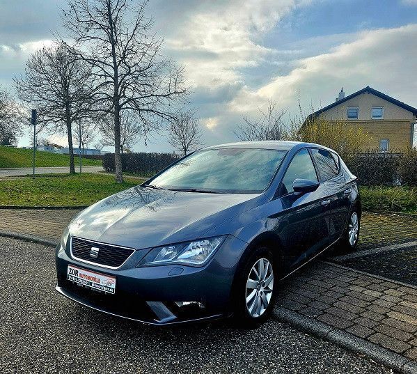 "pirineos" grau Gebraucht 2014 Seat Leon Reference Limousine | 7.995 € (Etwas zu teuer) - Bild 1/4